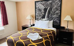 Super 8 By Wyndham Lacey Olympia Area